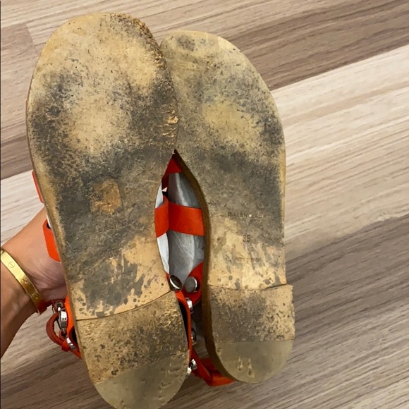 Balenciaga red gladiator sandals - Picture 6 of 6